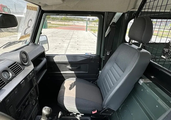 Land Rover Defender cena 89900 przebieg: 223346, rok produkcji 2010 z Tuliszków małe 497